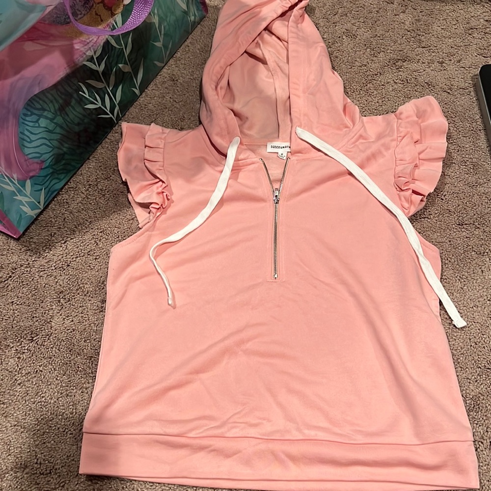Dance & Marvel Ruffle Sleeve hoodie